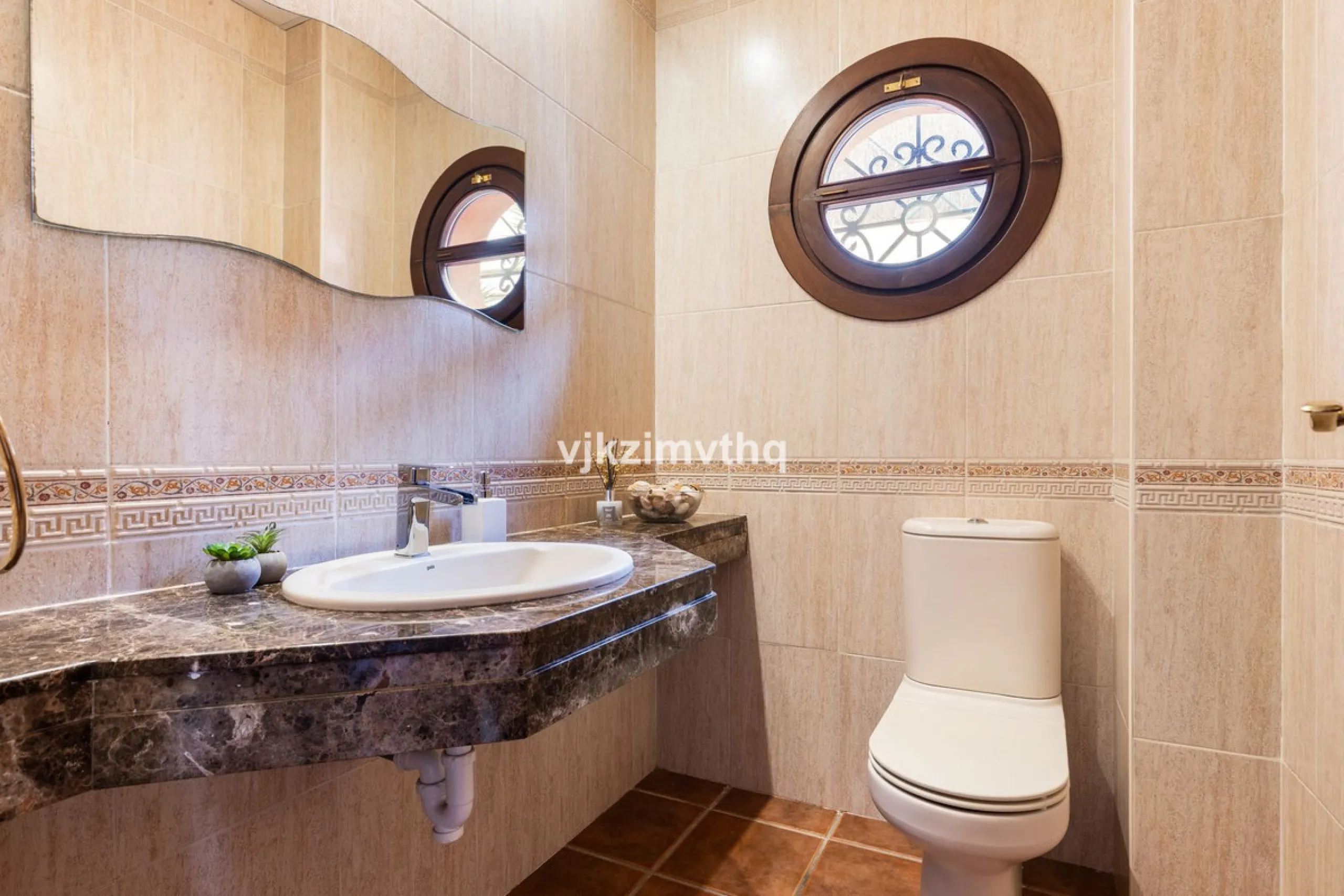 Luxury Andalusian Villa with Heated Pool, Jacuzzi & 5-Car Garage | La Alquería