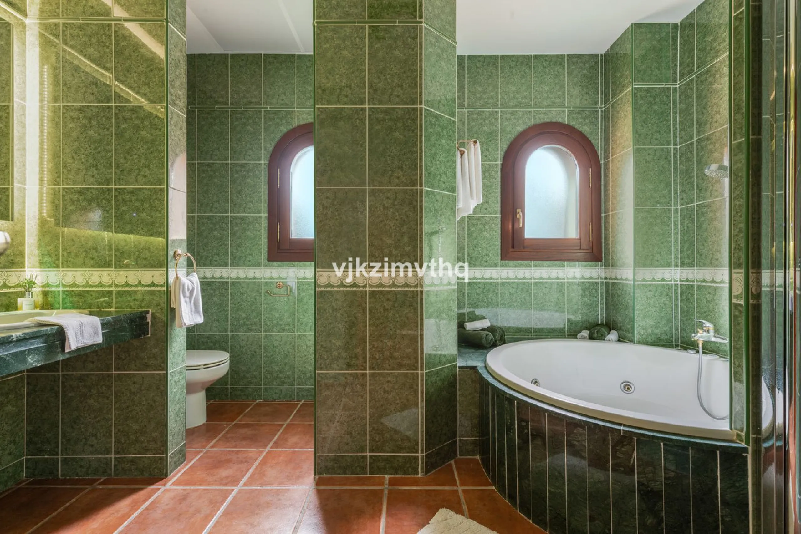 Luxury Andalusian Villa with Heated Pool, Jacuzzi & 5-Car Garage | La Alquería