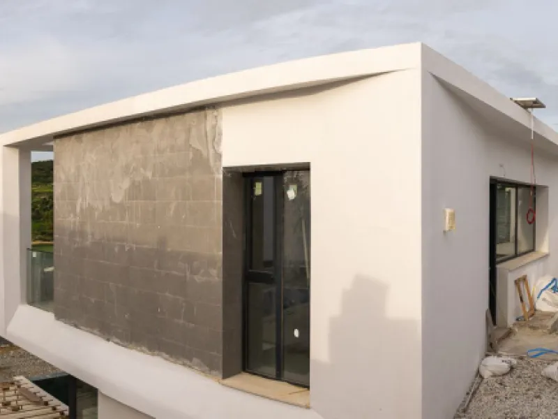 Valle Romano Green is an exclusive development comprising 8 modern villas with golf and sea views, complete with private garden and swimming pool. They are located within a short drive to the beach and all the amenities of the famous Valle Romano Golf Res