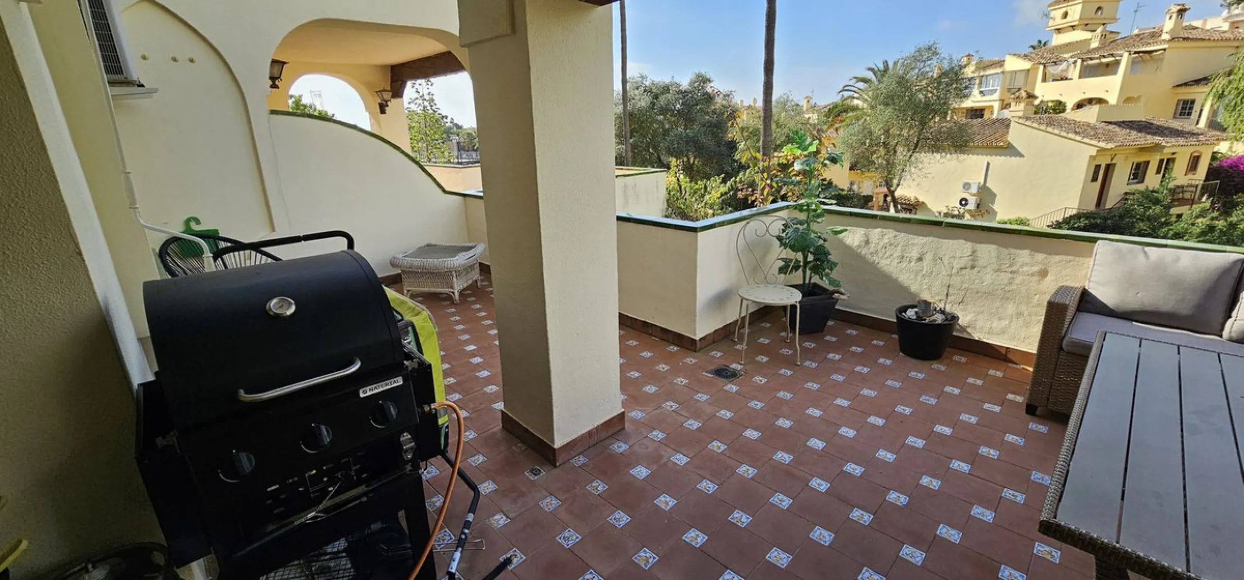 It is located in a beautiful residential area close to everything. The property has very well maintained gardens and a communal swimming pool. The beach, restaurants, supermarkets… All amenities are within walking distance.