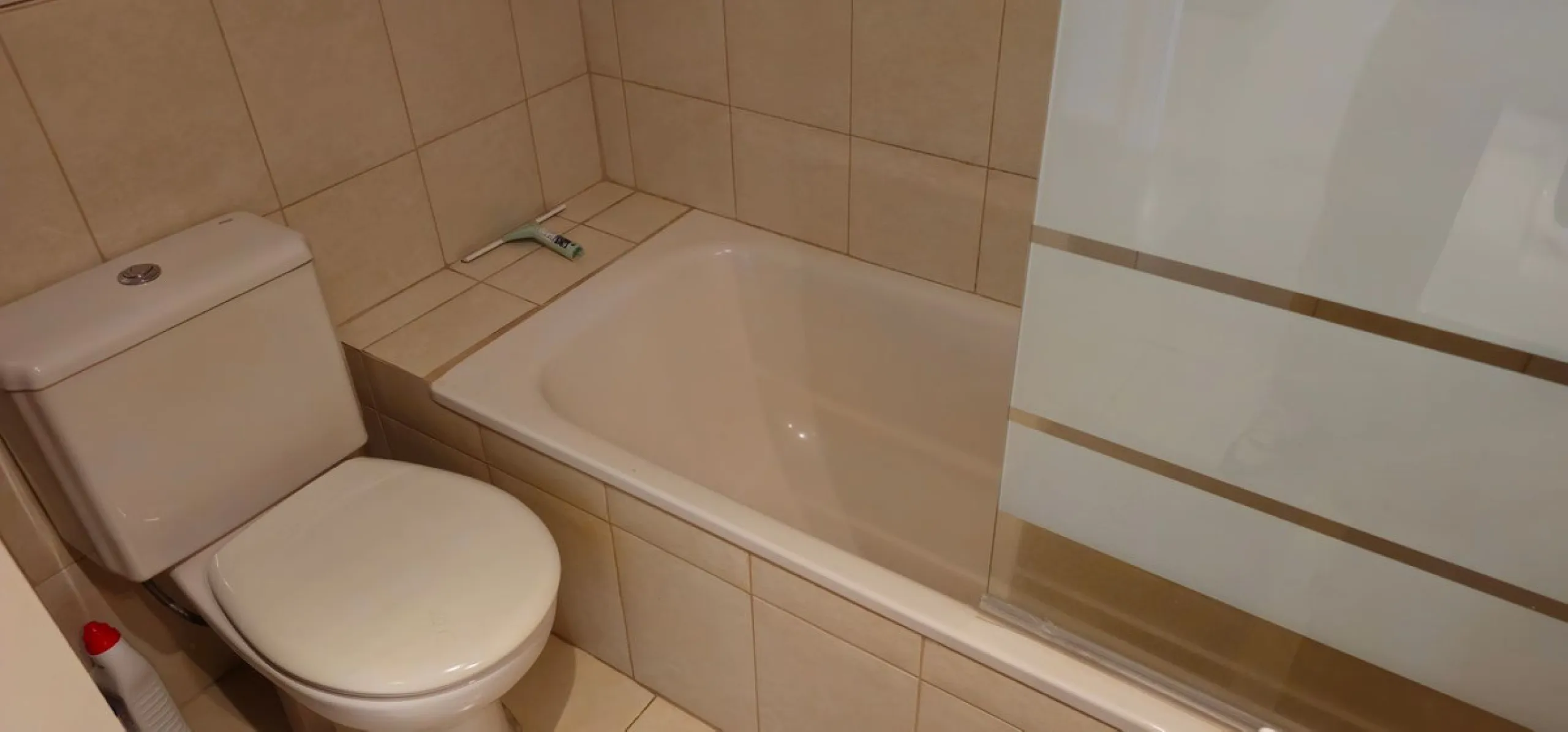 It is located in a beautiful residential area close to everything. The property has very well maintained gardens and a communal swimming pool. The beach, restaurants, supermarkets… All amenities are within walking distance.
