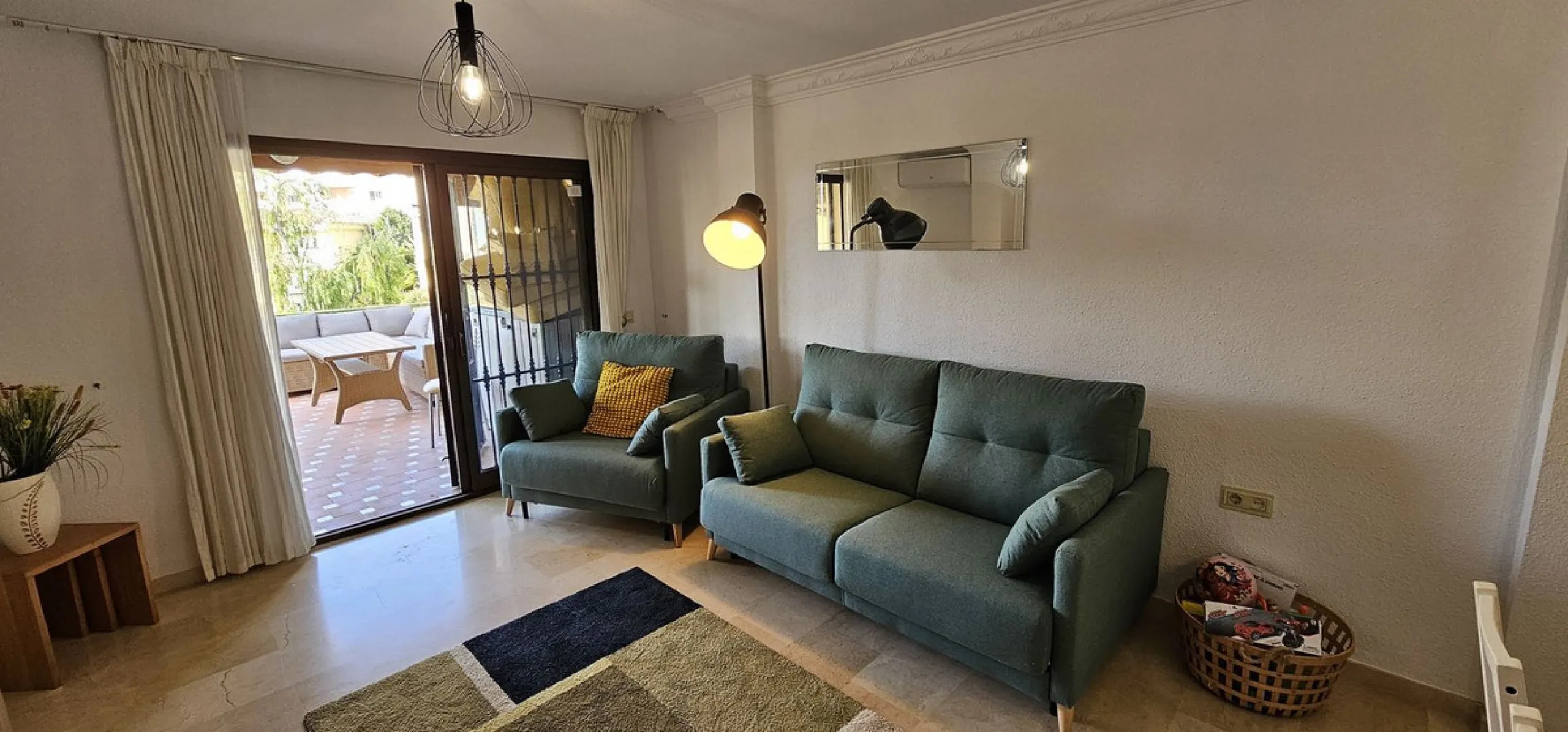 It is located in a beautiful residential area close to everything. The property has very well maintained gardens and a communal swimming pool. The beach, restaurants, supermarkets… All amenities are within walking distance.