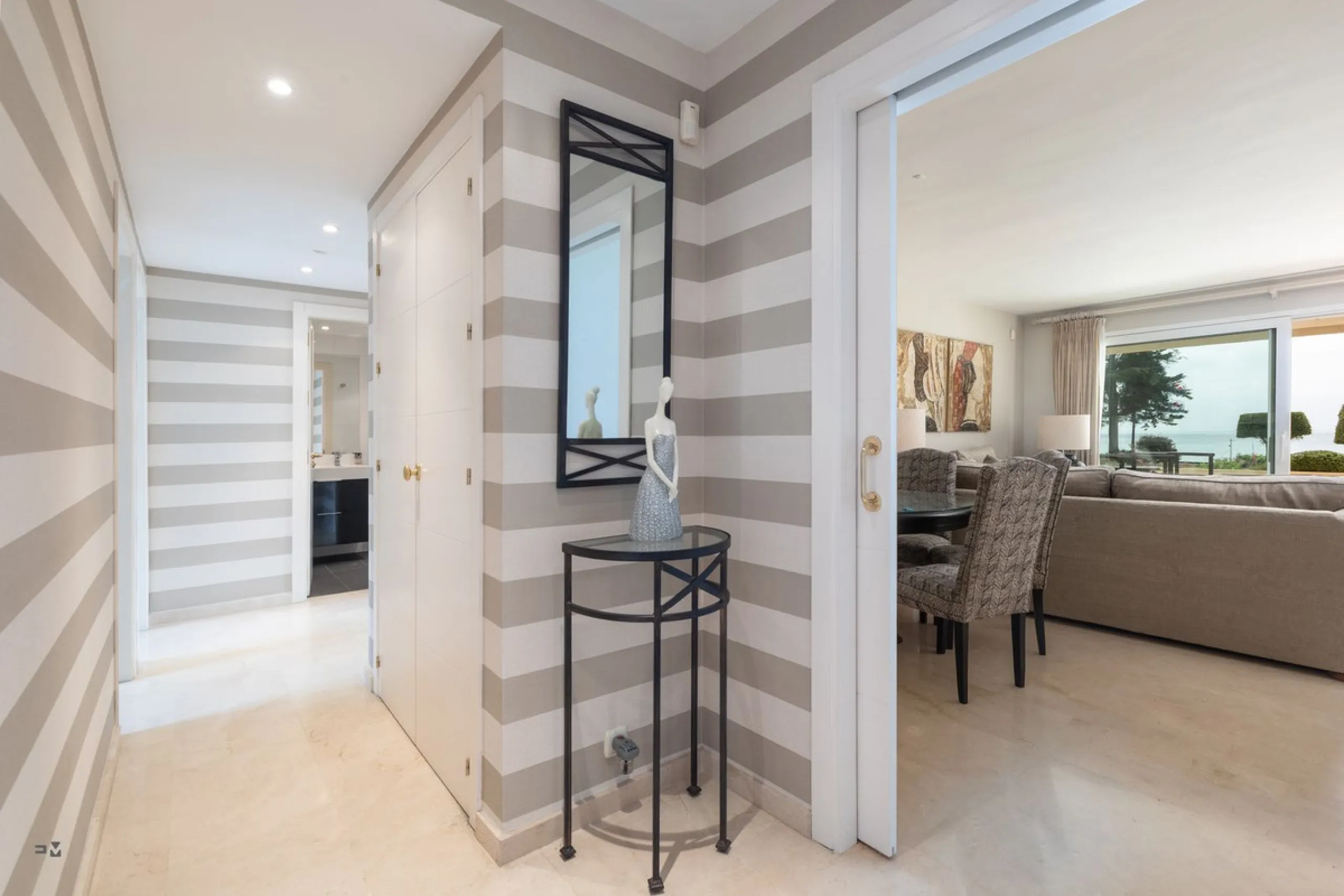 Ground Floor Apartment, Estepona, Costa del Sol.