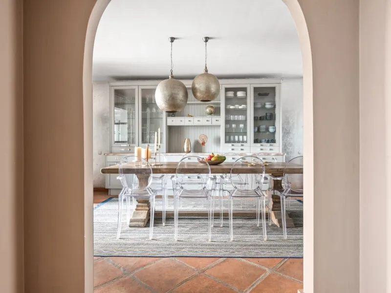 House - Townhouse в продаже в Benahavís, Málaga. В доме 5 спален и 6 ванных комнат. Площадь дома 308 м². Площадь участка 181 м²