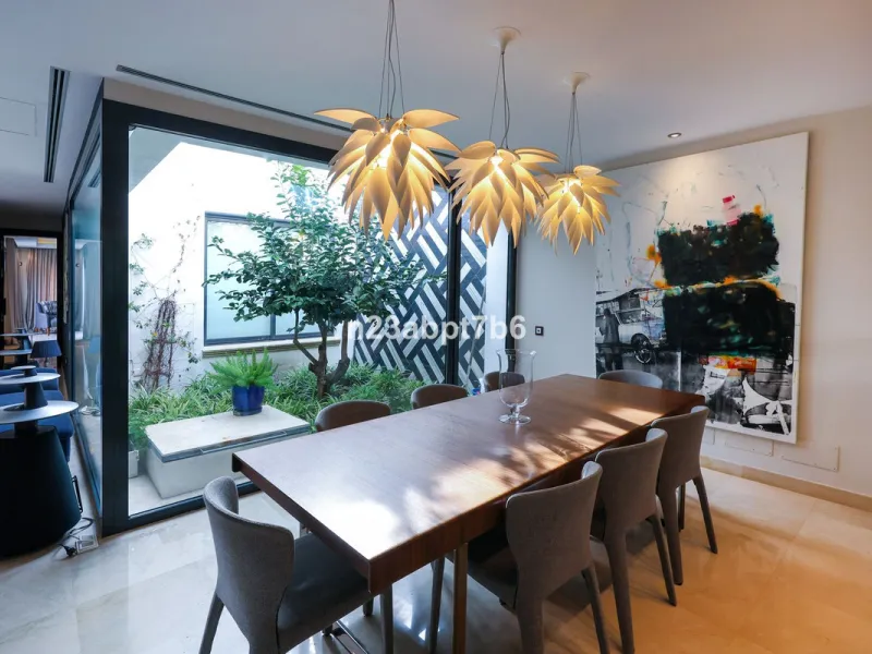 This is a UNIQUE and valuable opportunity to purchase a beachfront villa in the most exclusive area of the Costa del Sol, Puerto Banús, with direct access to the beach.