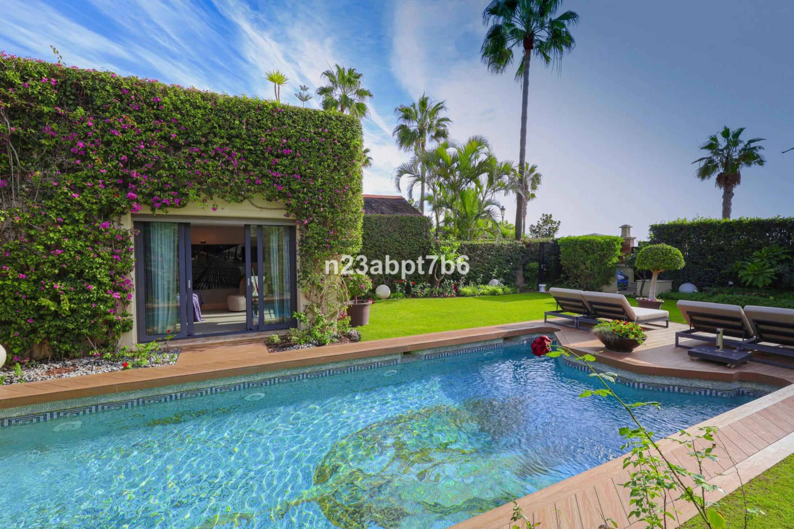 This is a UNIQUE and valuable opportunity to purchase a beachfront villa in the most exclusive area of the Costa del Sol, Puerto Banús, with direct access to the beach.