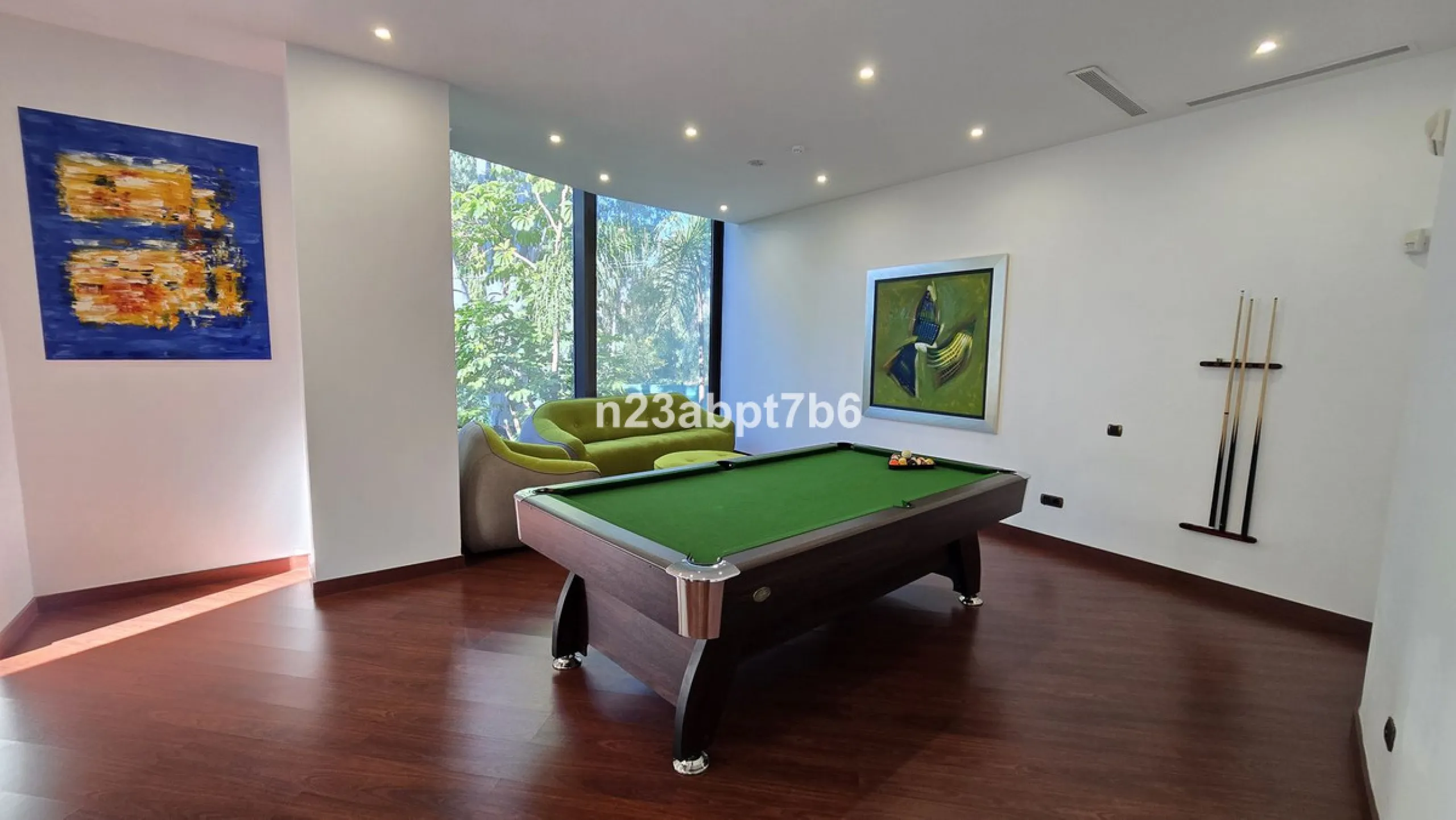 This is a UNIQUE and valuable opportunity to purchase a beachfront villa in the most exclusive area of the Costa del Sol, Puerto Banús, with direct access to the beach.