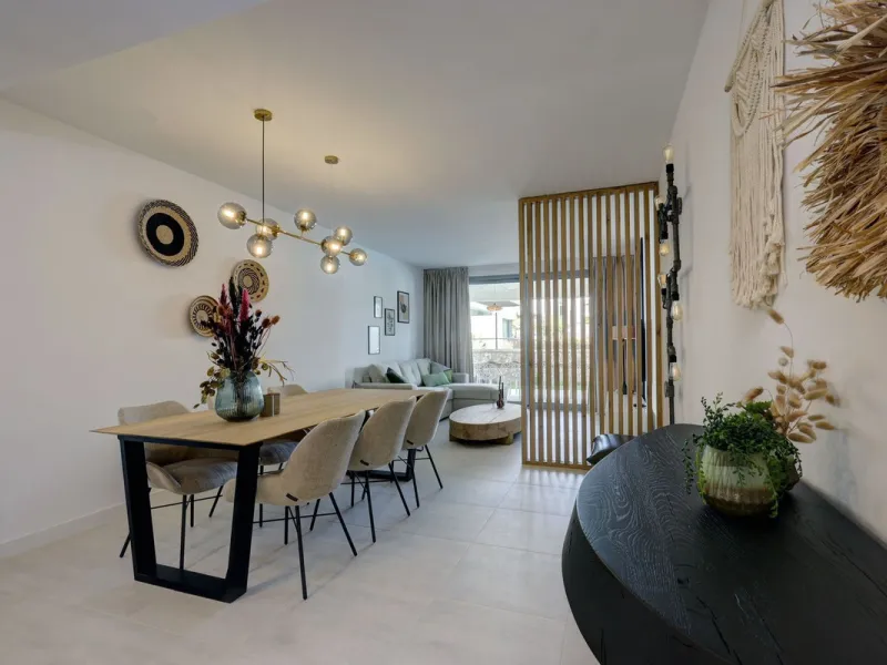 **Stunning Ground Floor Apartment in New Golden Mile Estepona**