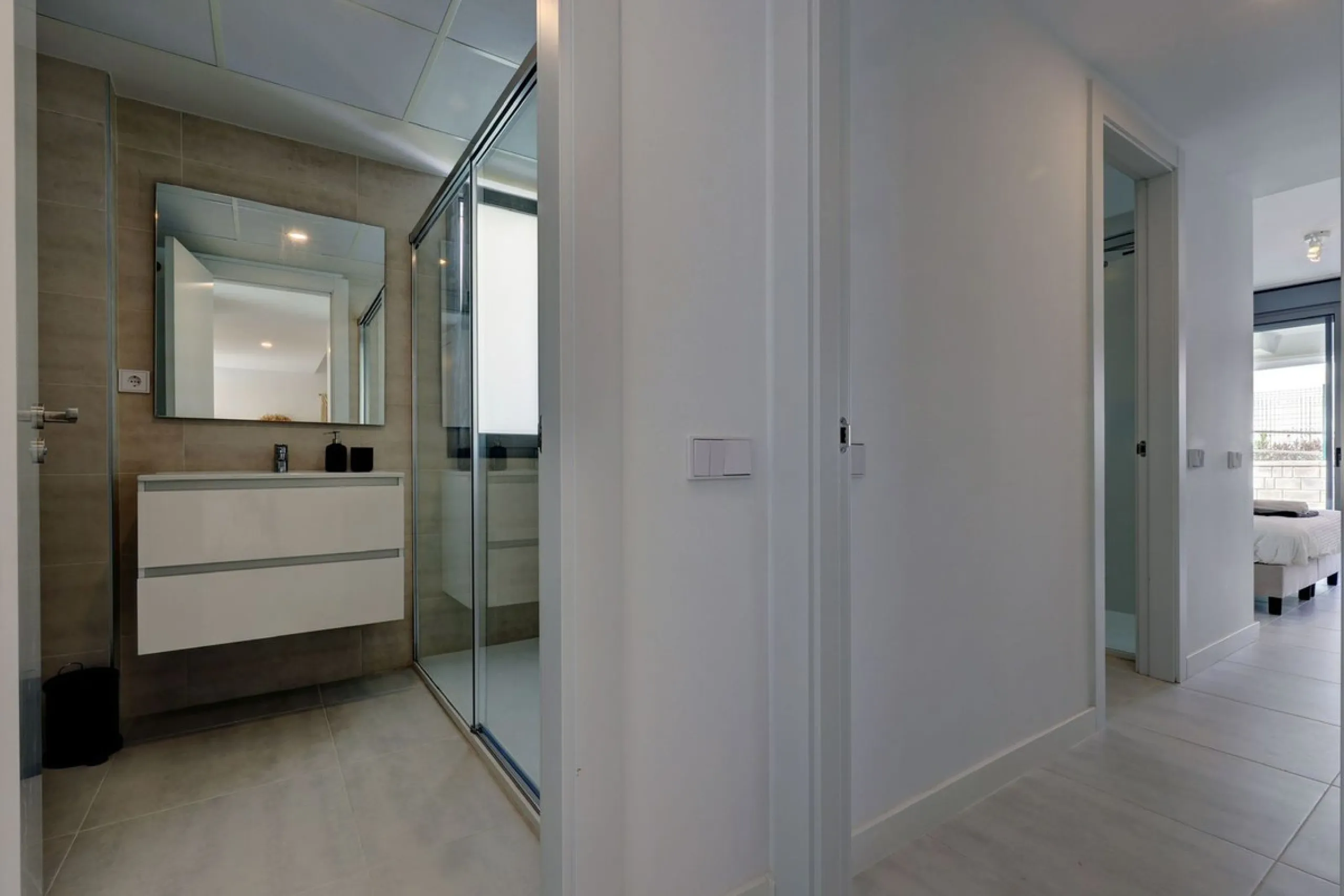 **Stunning Ground Floor Apartment in New Golden Mile Estepona**