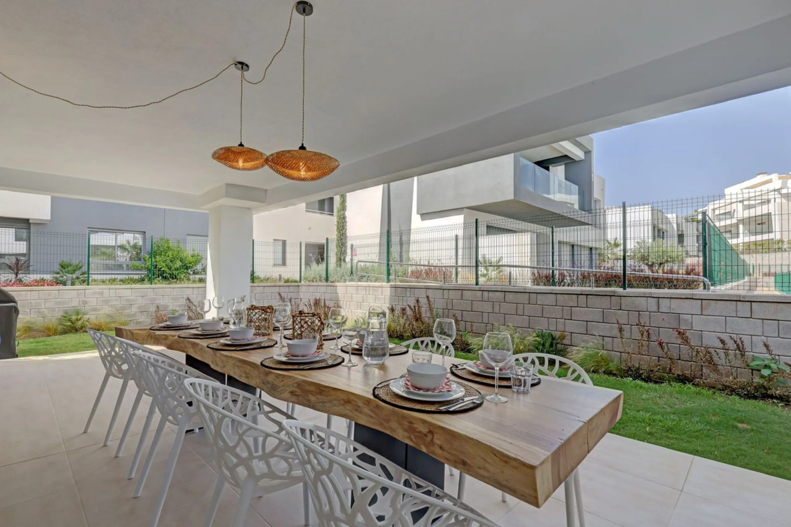 **Stunning Ground Floor Apartment in New Golden Mile Estepona**