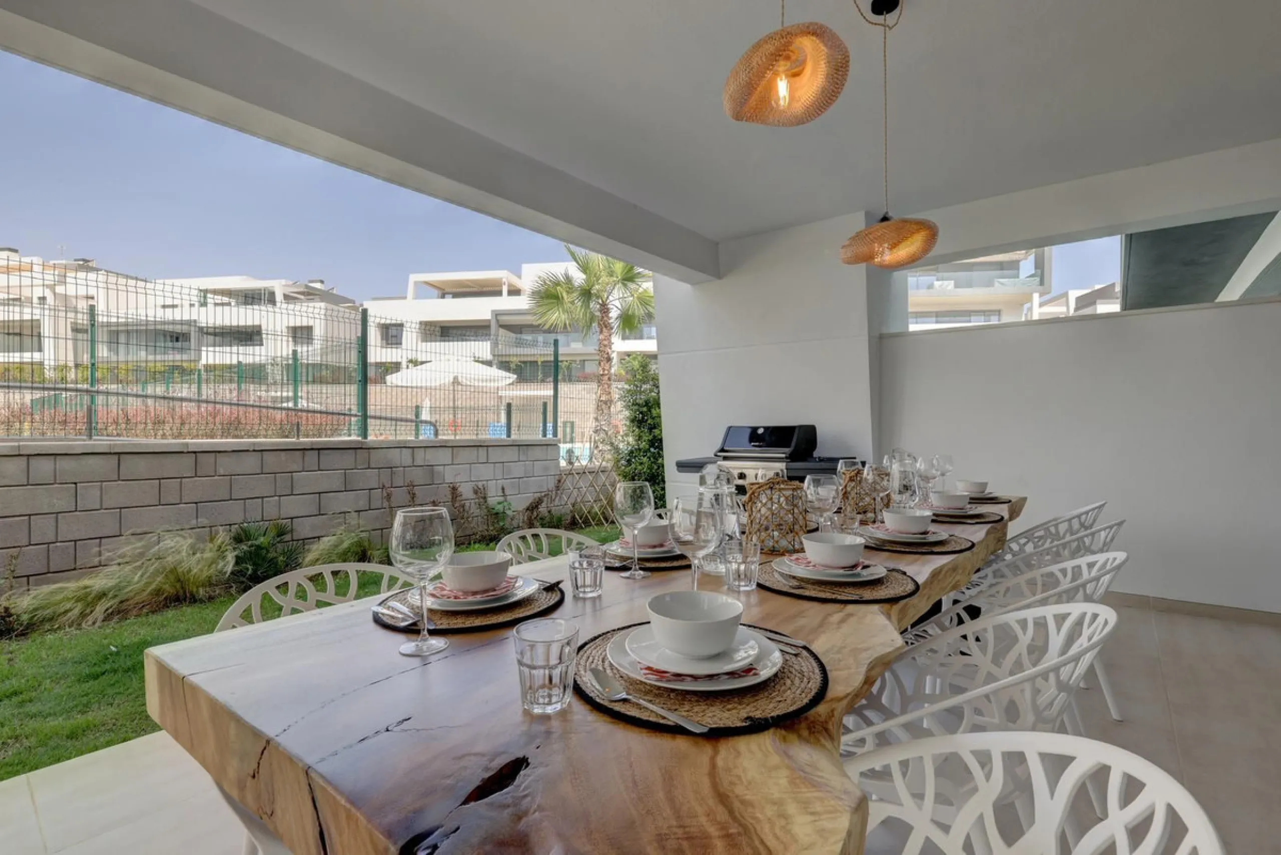 **Stunning Ground Floor Apartment in New Golden Mile Estepona**