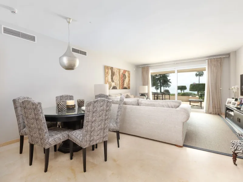 Ground Floor Apartment, Estepona, Costa del Sol.
