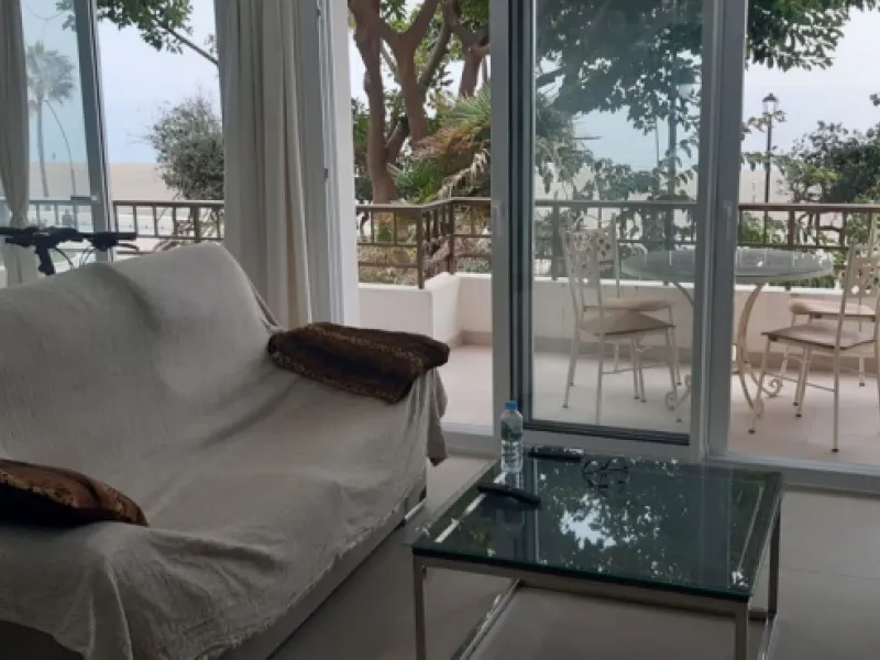 Apartment - Middle Floor Apartment в продаже в Estepona, Málaga. В доме 2 спален и 2 ванных комнат. Площадь дома 110 м²