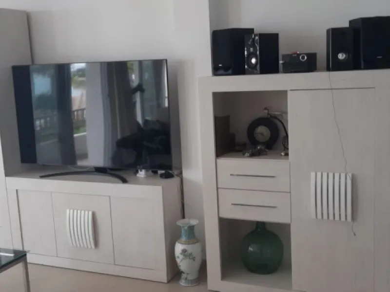 Apartment - Middle Floor Apartment в продаже в Estepona, Málaga. В доме 2 спален и 2 ванных комнат. Площадь дома 110 м²