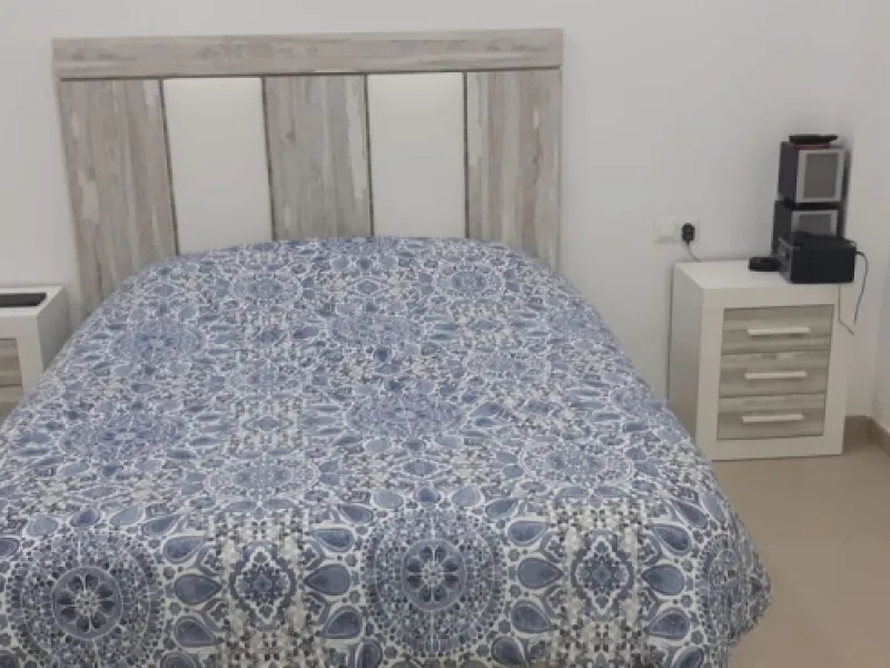 Apartment - Middle Floor Apartment в продаже в Estepona, Málaga. В доме 2 спален и 2 ванных комнат. Площадь дома 110 м²