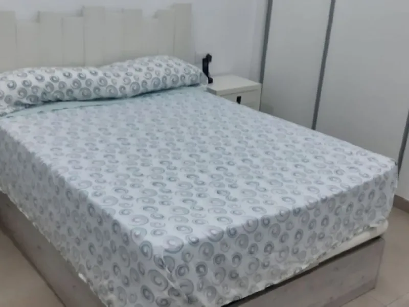 Apartment - Middle Floor Apartment в продаже в Estepona, Málaga. В доме 2 спален и 2 ванных комнат. Площадь дома 110 м²