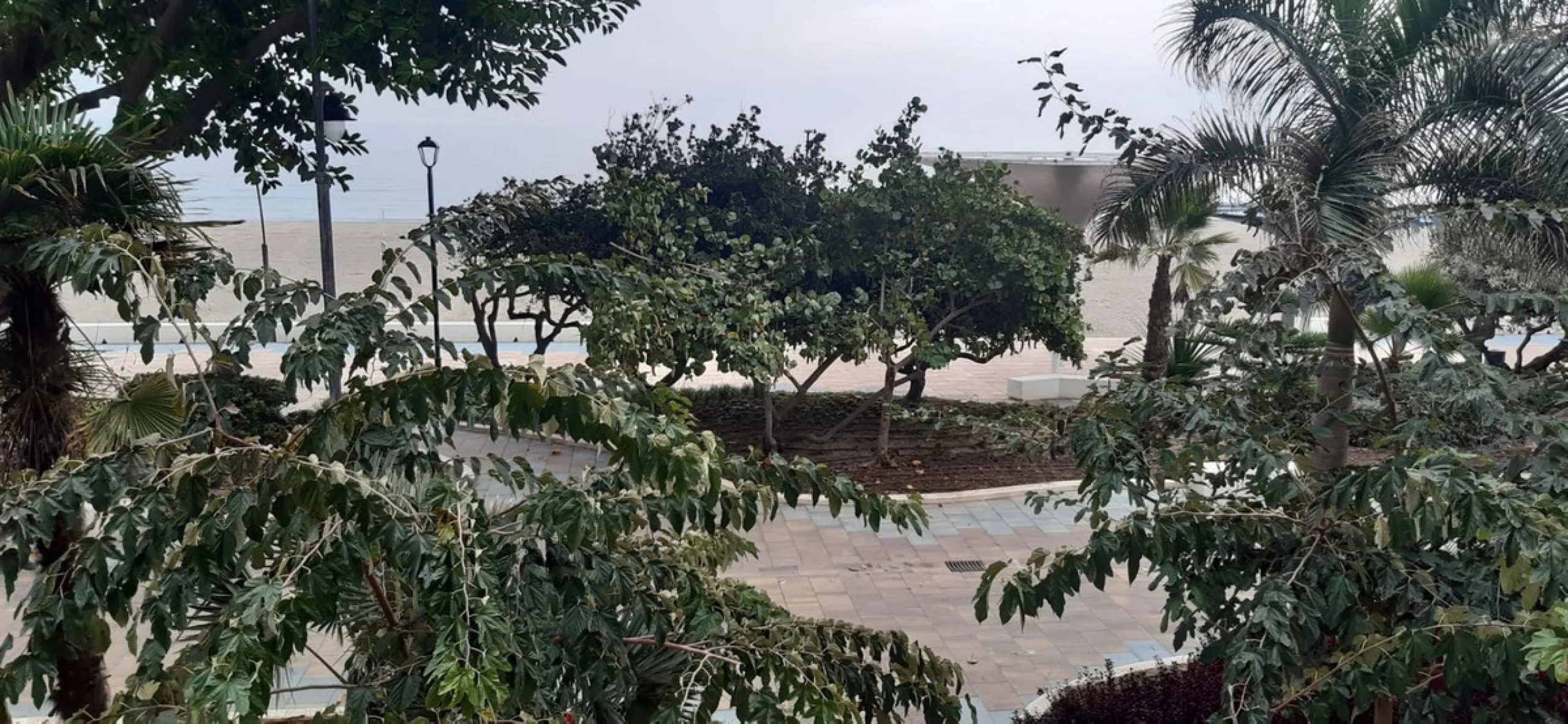 Apartment - Middle Floor Apartment в продаже в Estepona, Málaga. В доме 2 спален и 2 ванных комнат. Площадь дома 110 м²