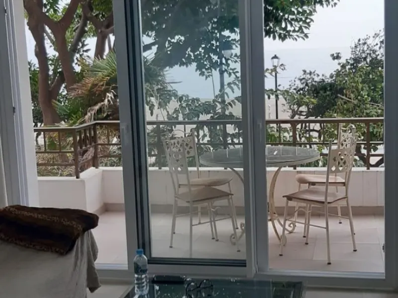 Apartment - Middle Floor Apartment в продаже в Estepona, Málaga. В доме 2 спален и 2 ванных комнат. Площадь дома 110 м²