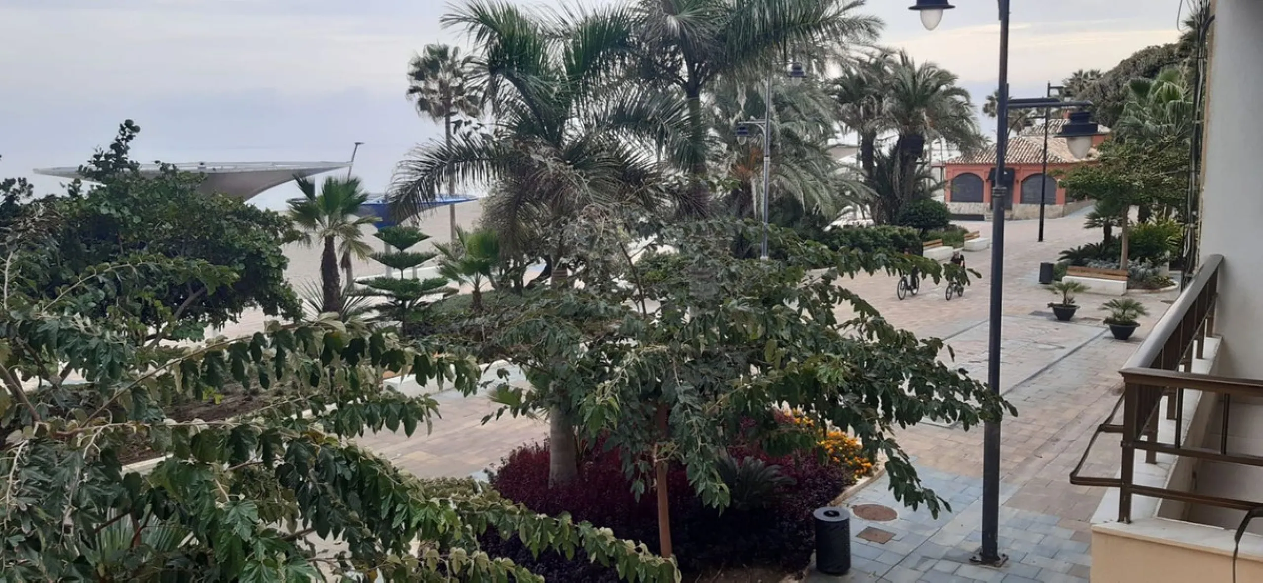 Apartment - Middle Floor Apartment в продаже в Estepona, Málaga. В доме 2 спален и 2 ванных комнат. Площадь дома 110 м²