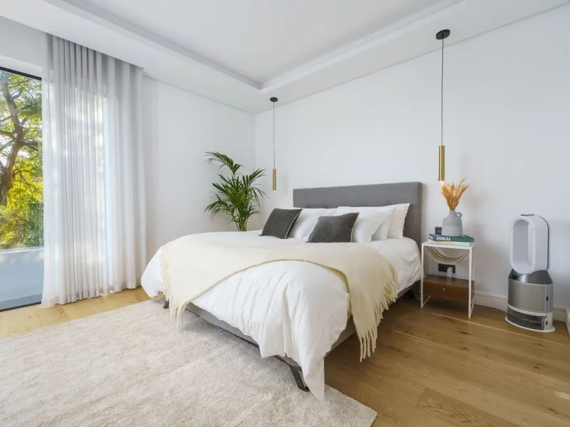 Modern Luxury in Lower Nueva Andalucía – An ideal family home!