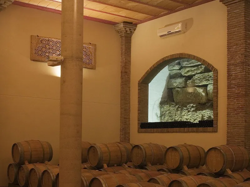 For Sale: Winery with Boutique Hotel and Restaurant – A Thriving Business with a Rich History