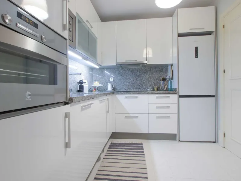 LUXURIOUS 2-BEDROOM APARTMENT FOR SALE ON MARBELLA'S GOLDEN MILE
