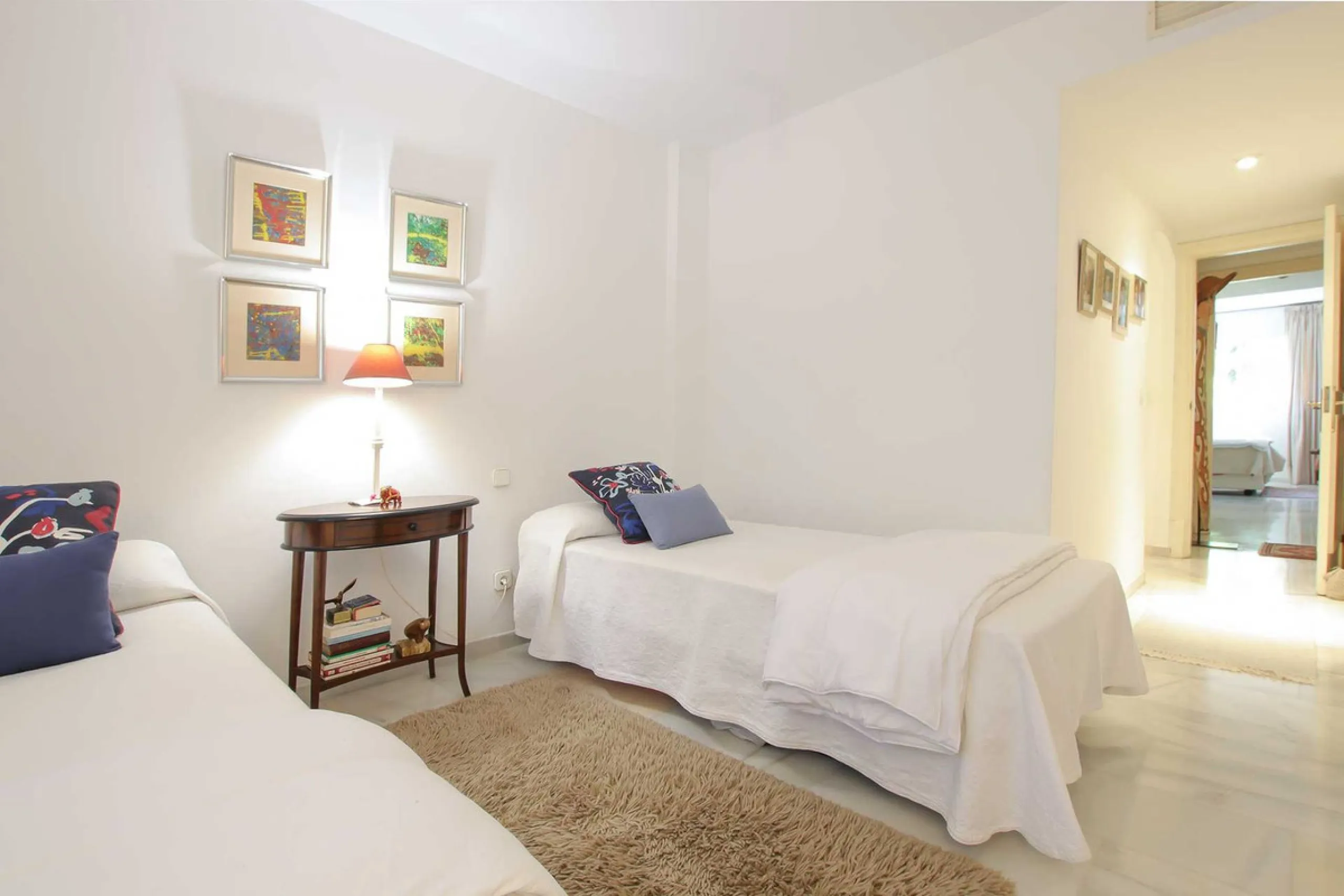 LUXURIOUS 2-BEDROOM APARTMENT FOR SALE ON MARBELLA'S GOLDEN MILE