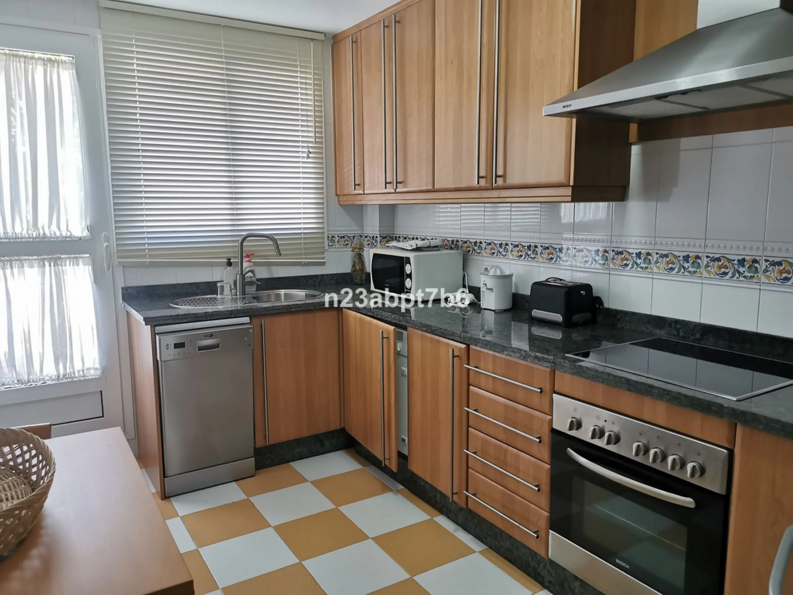 Great opportunity for INVESTMENT seekers to purchase an apartment with three bedrooms and two bathrooms, en-suite in the Master bedroom, in the central area of the Marbella's Golf Valley, Nueva Andalucia.