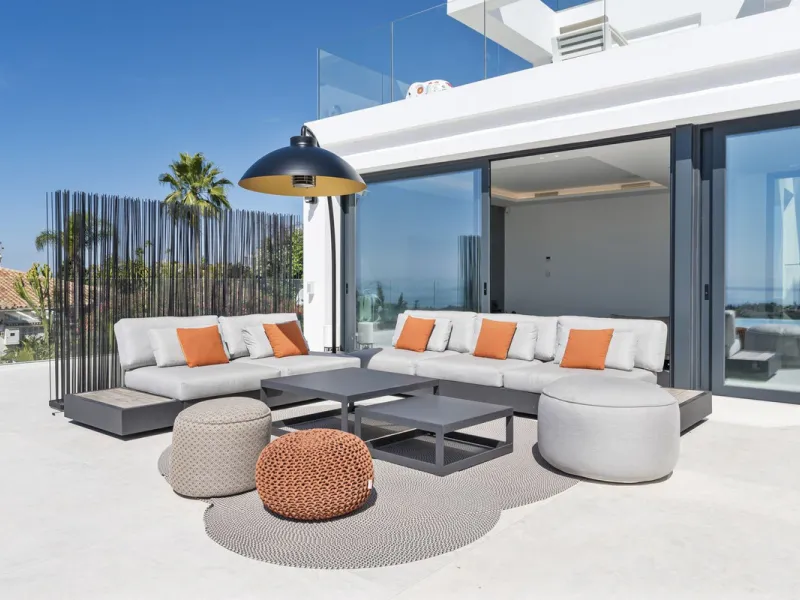 Discover an Astonishing and Unique Villa in El Paraíso Alto! Experience Luxury Like Never Before