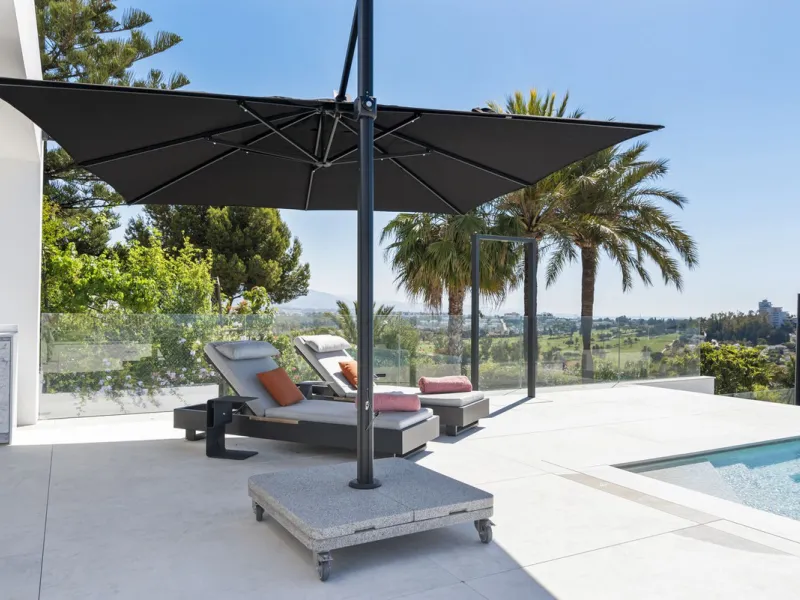 Discover an Astonishing and Unique Villa in El Paraíso Alto! Experience Luxury Like Never Before