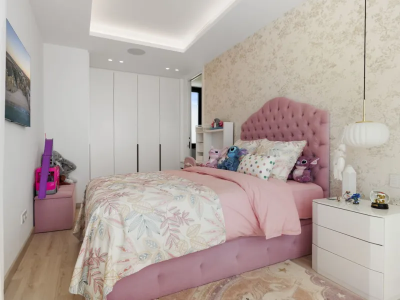 Discover an Astonishing and Unique Villa in El Paraíso Alto! Experience Luxury Like Never Before