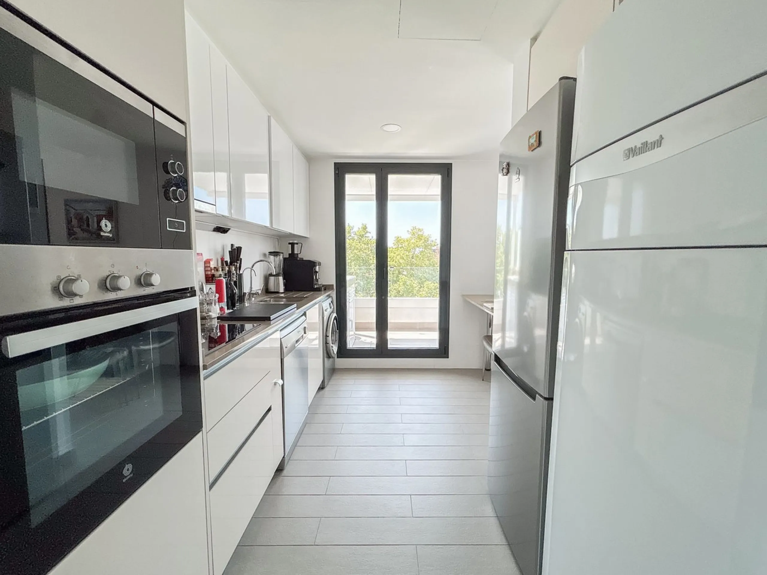 Apartment - Penthouse Duplex в продаже в Marbella, Málaga. В доме 4 спален и 3 ванных комнат. Площадь дома 139 м²
