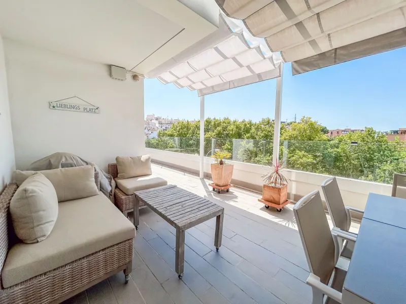 Apartment - Penthouse Duplex в продаже в Marbella, Málaga. В доме 4 спален и 3 ванных комнат. Площадь дома 139 м²