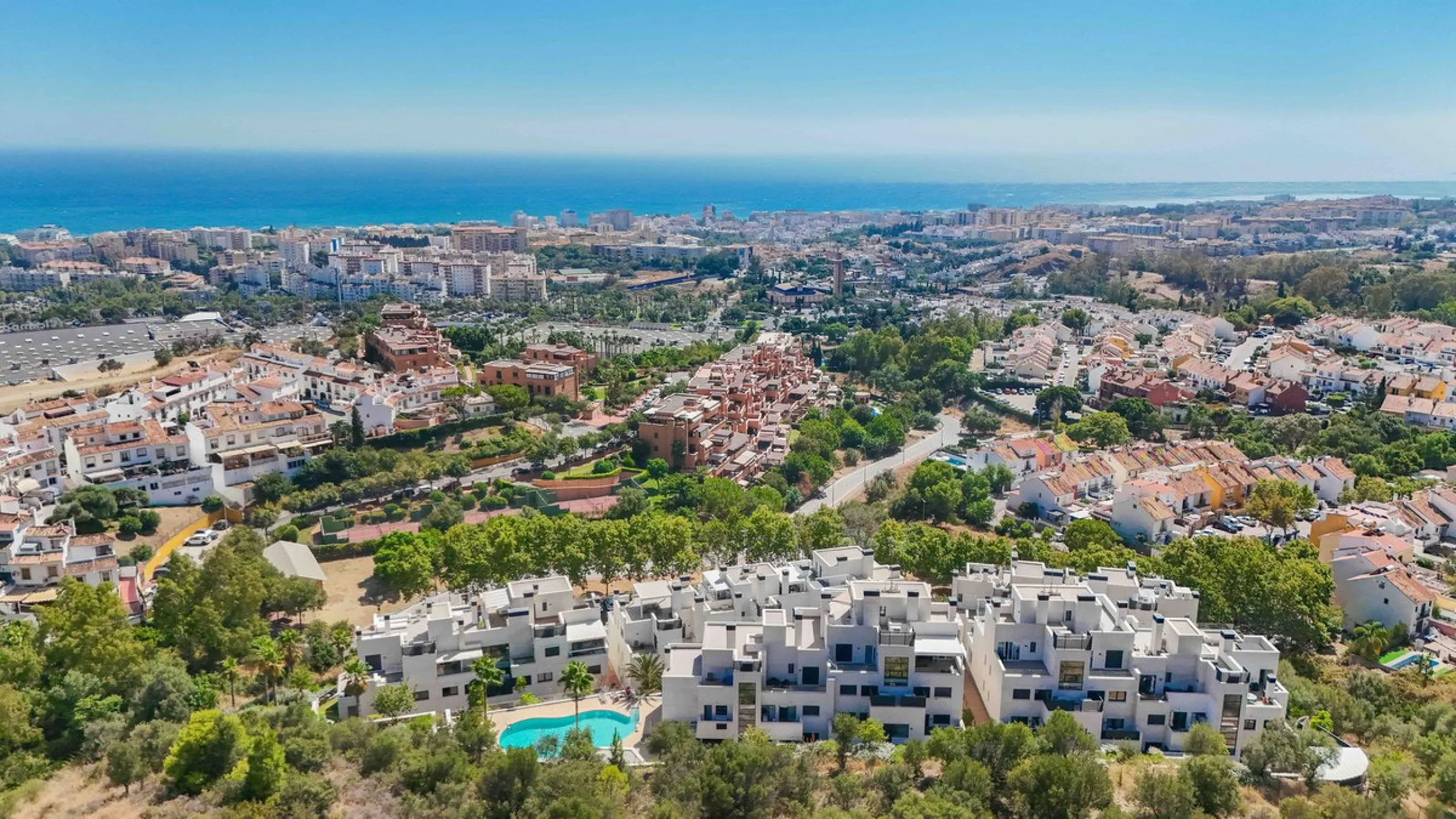 Apartment - Penthouse Duplex в продаже в Marbella, Málaga. В доме 4 спален и 3 ванных комнат. Площадь дома 139 м²
