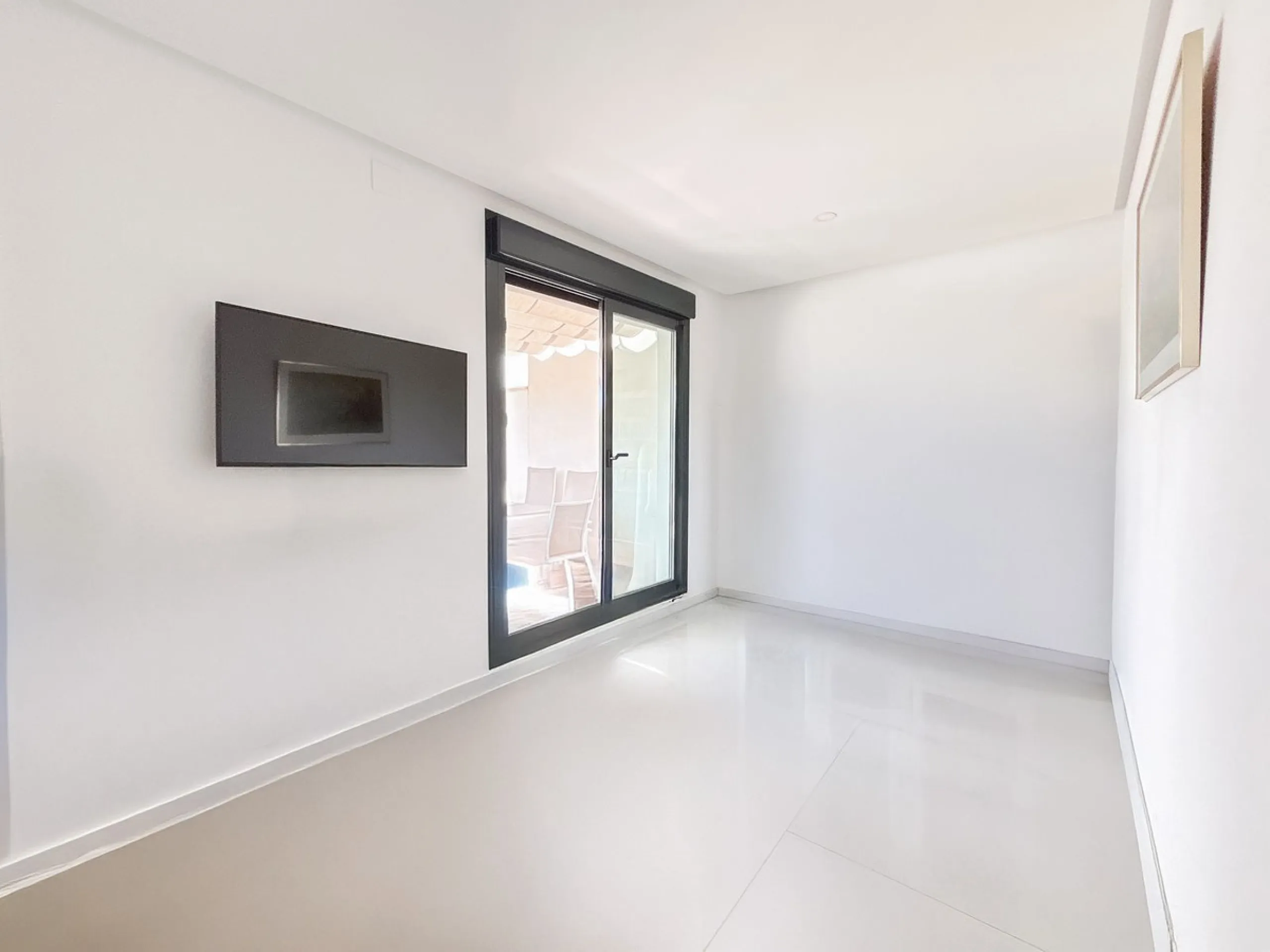 Apartment - Penthouse Duplex в продаже в Marbella, Málaga. В доме 4 спален и 3 ванных комнат. Площадь дома 139 м²