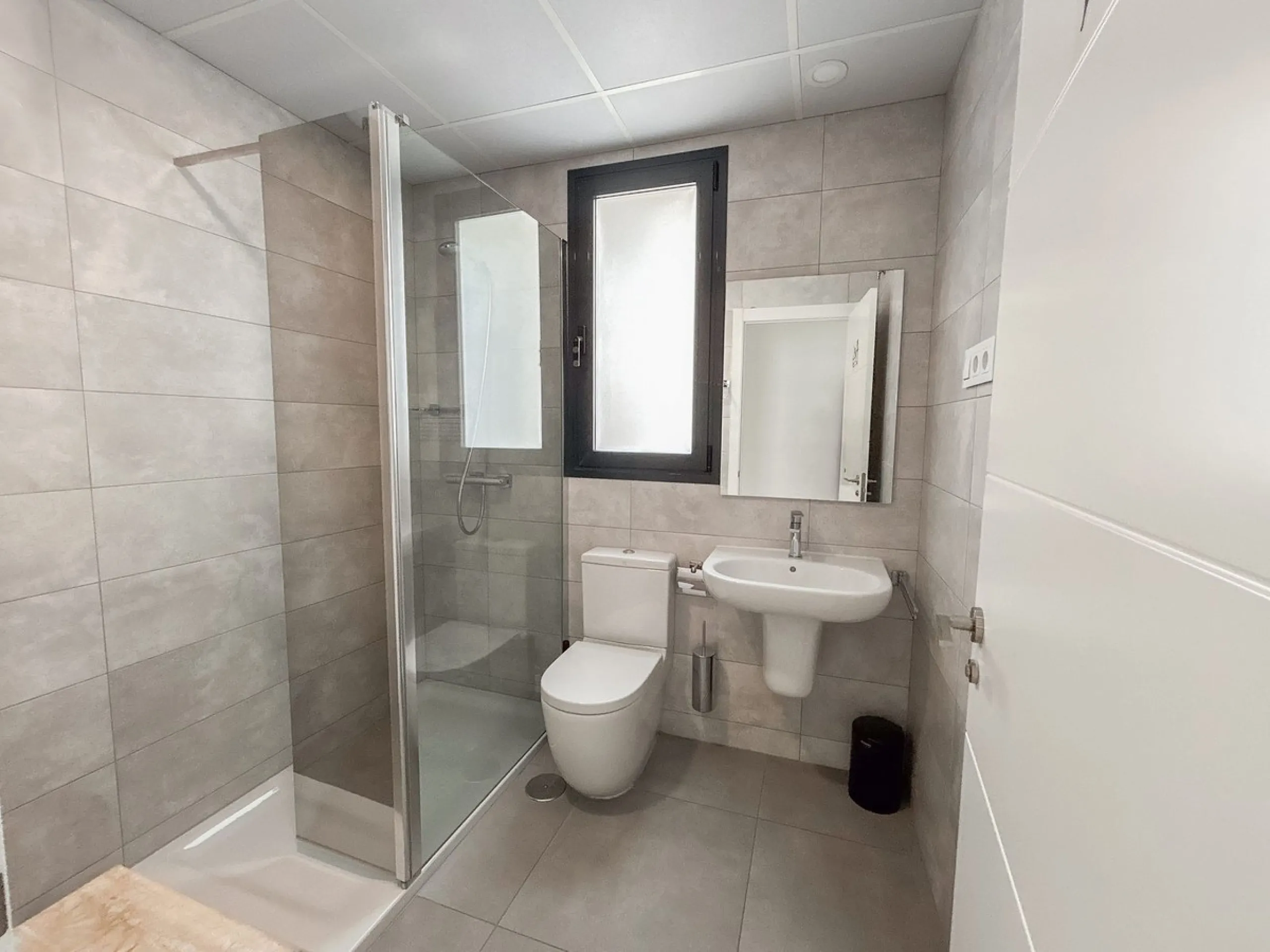Apartment - Penthouse Duplex в продаже в Marbella, Málaga. В доме 4 спален и 3 ванных комнат. Площадь дома 139 м²
