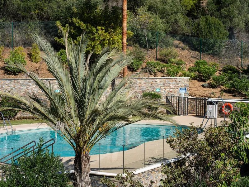 Apartment - Penthouse Duplex в продаже в Marbella, Málaga. В доме 4 спален и 3 ванных комнат. Площадь дома 139 м²