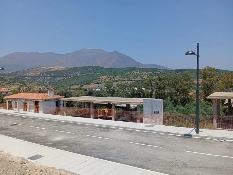House - Detached Villa в продаже в Estepona, Málaga. В доме 4 спален и 3 ванных комнат. Площадь дома 190 м². Площадь участка 640 м²