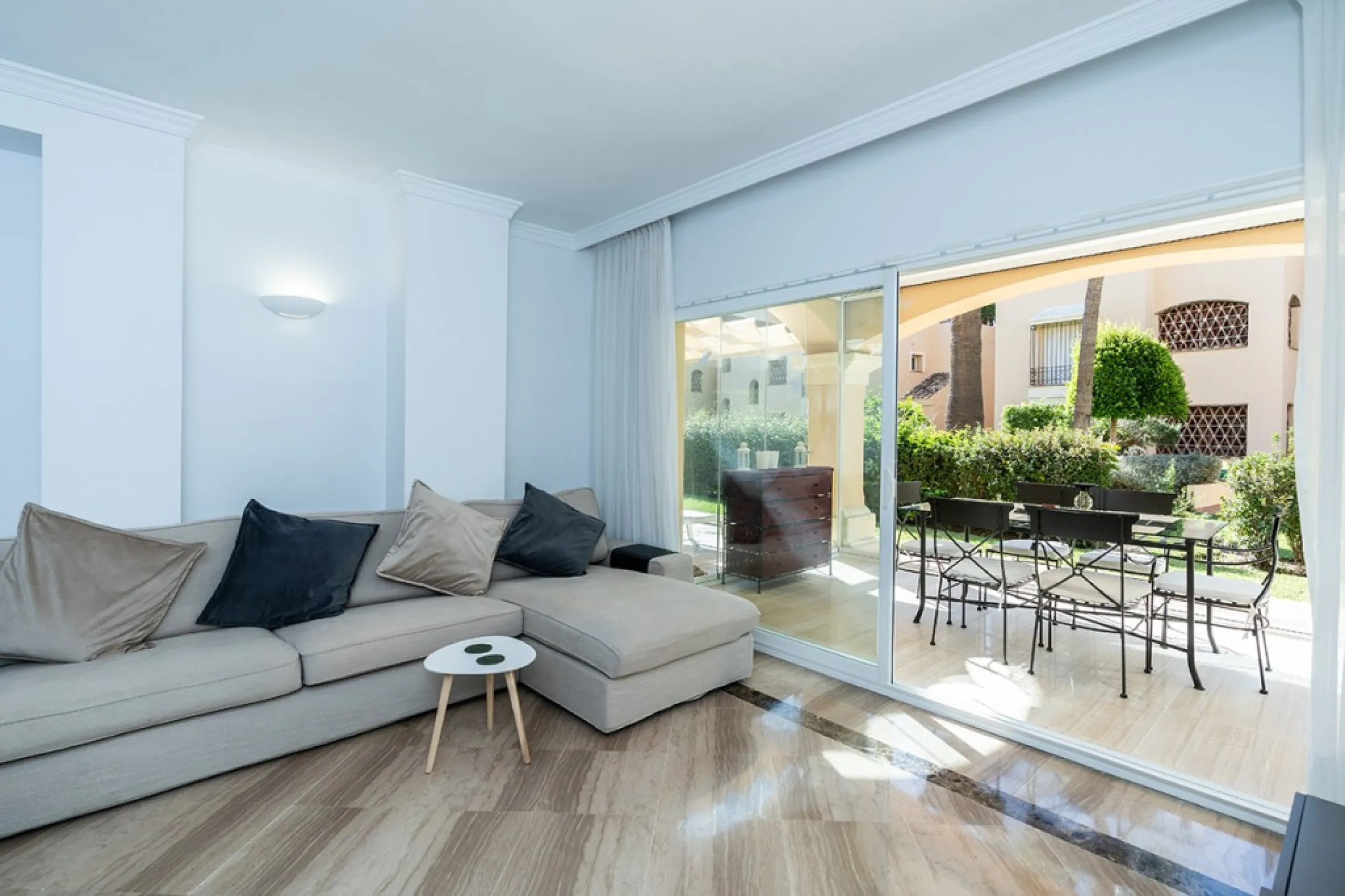 Apartment - Ground Floor Apartment в продаже в Marbella, Málaga. В доме 3 спален и 2 ванных комнат. Площадь дома 155 м²