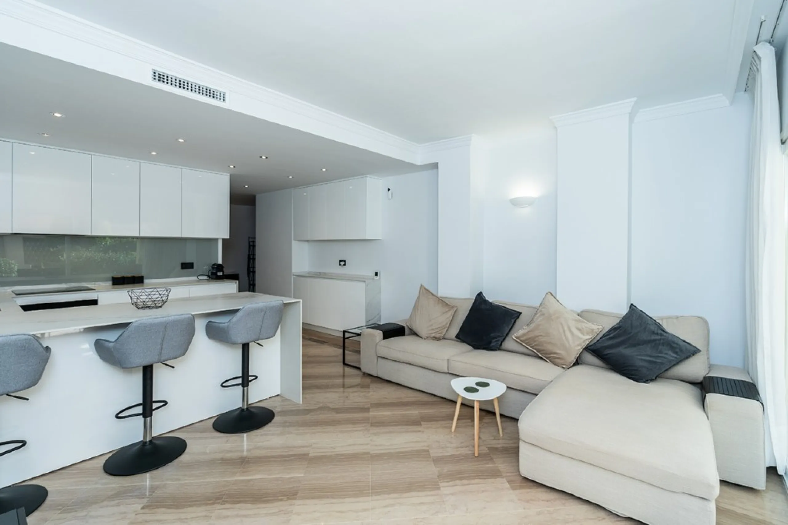 Apartment - Ground Floor Apartment в продаже в Marbella, Málaga. В доме 3 спален и 2 ванных комнат. Площадь дома 155 м²