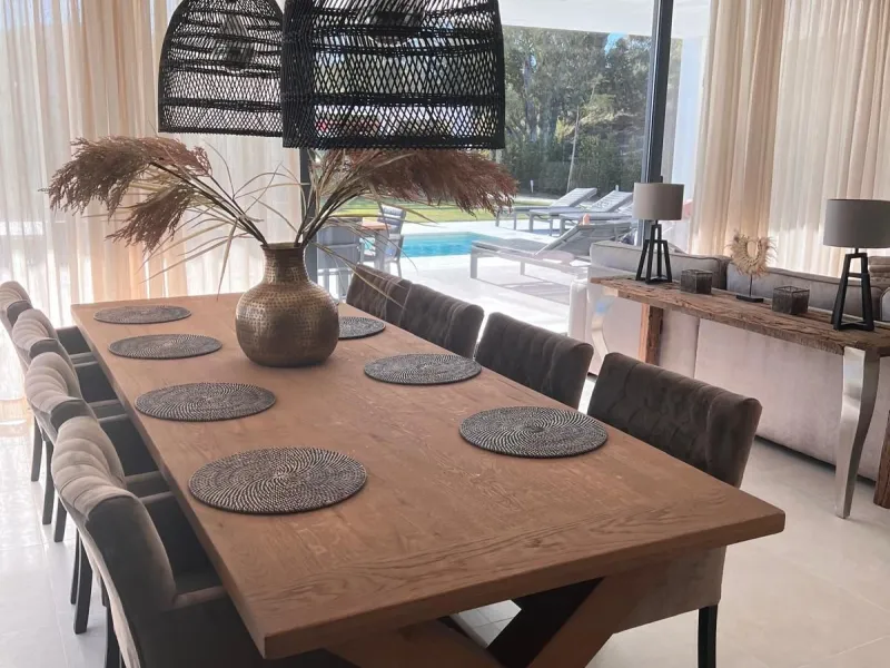 Beautiful detached villa located on the first line of La Cala's very popular golf courses, making it an ideal choice for golf lovers.