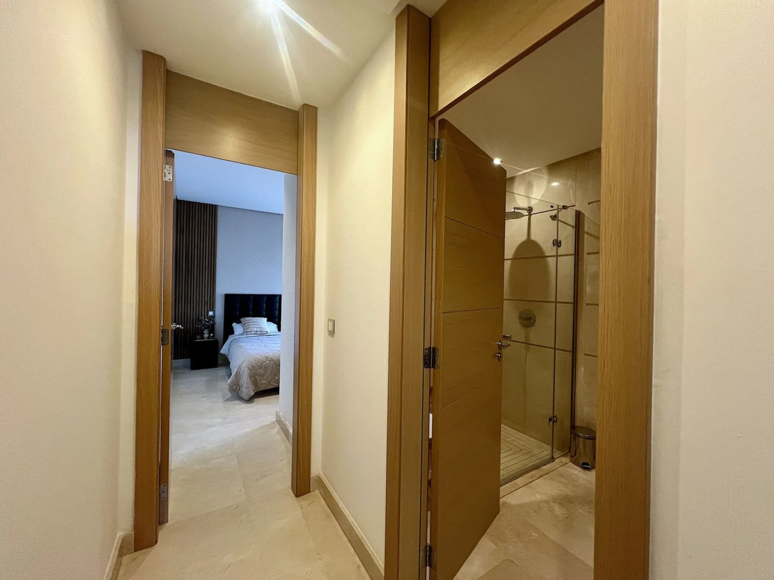 Apartment - Middle Floor Apartment в продаже в Benahavís, Málaga. В доме 3 спален и 3 ванных комнат. Площадь дома 160 м²