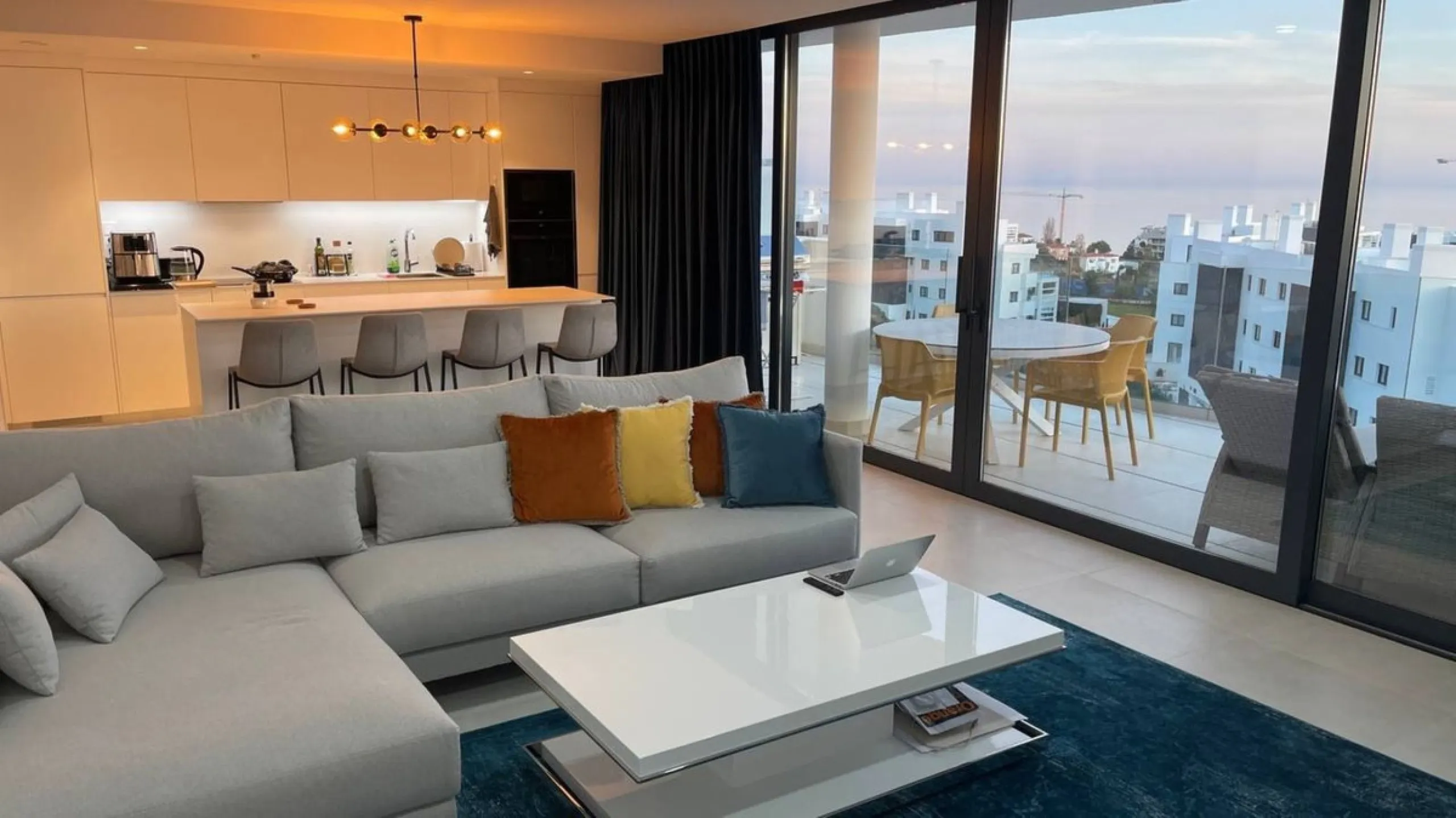 Exclusive 2-Bedroom Apartment in Higuerón West – Available for Sale