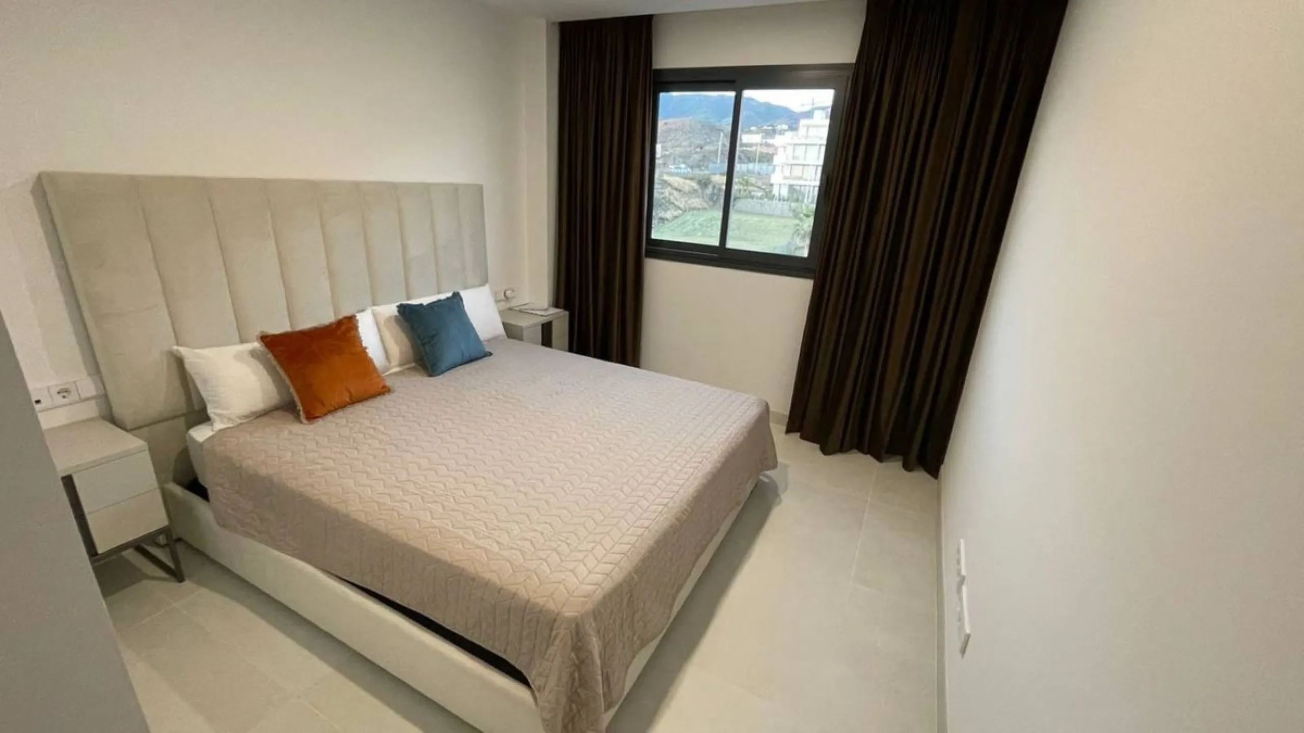 Exclusive 2-Bedroom Apartment in Higuerón West – Available for Sale