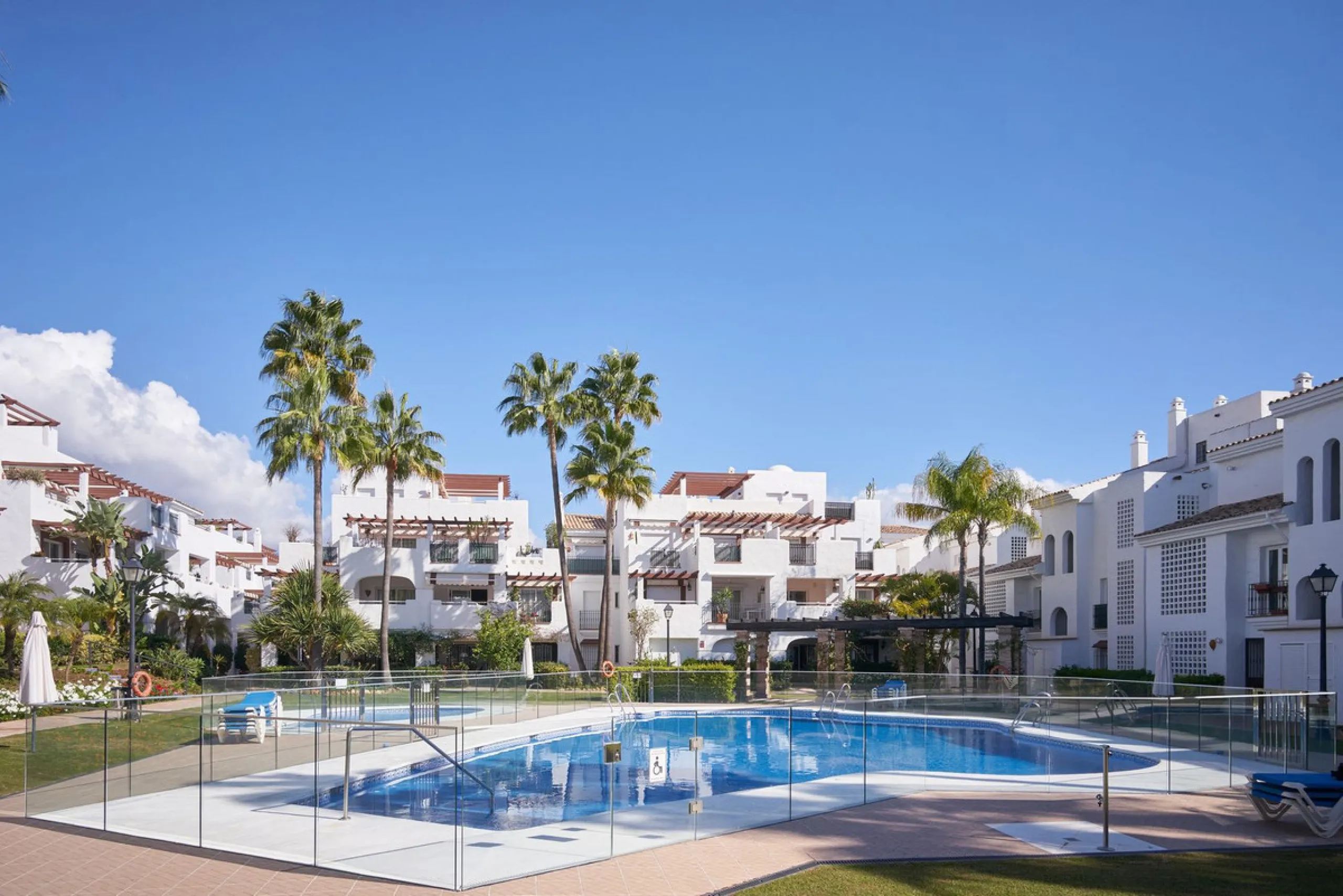 Luxury apartment with 3 bedrooms in San Pedro de Alcántara