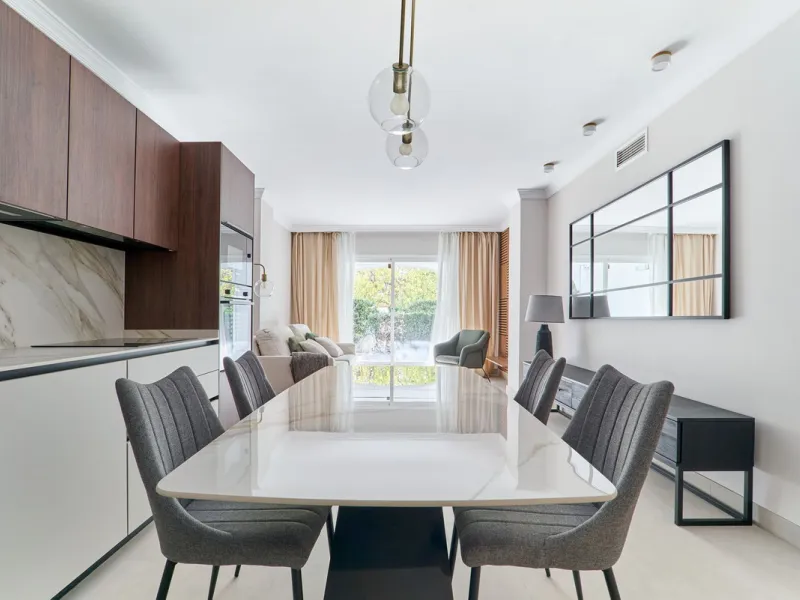 Luxury apartment with 3 bedrooms in San Pedro de Alcántara