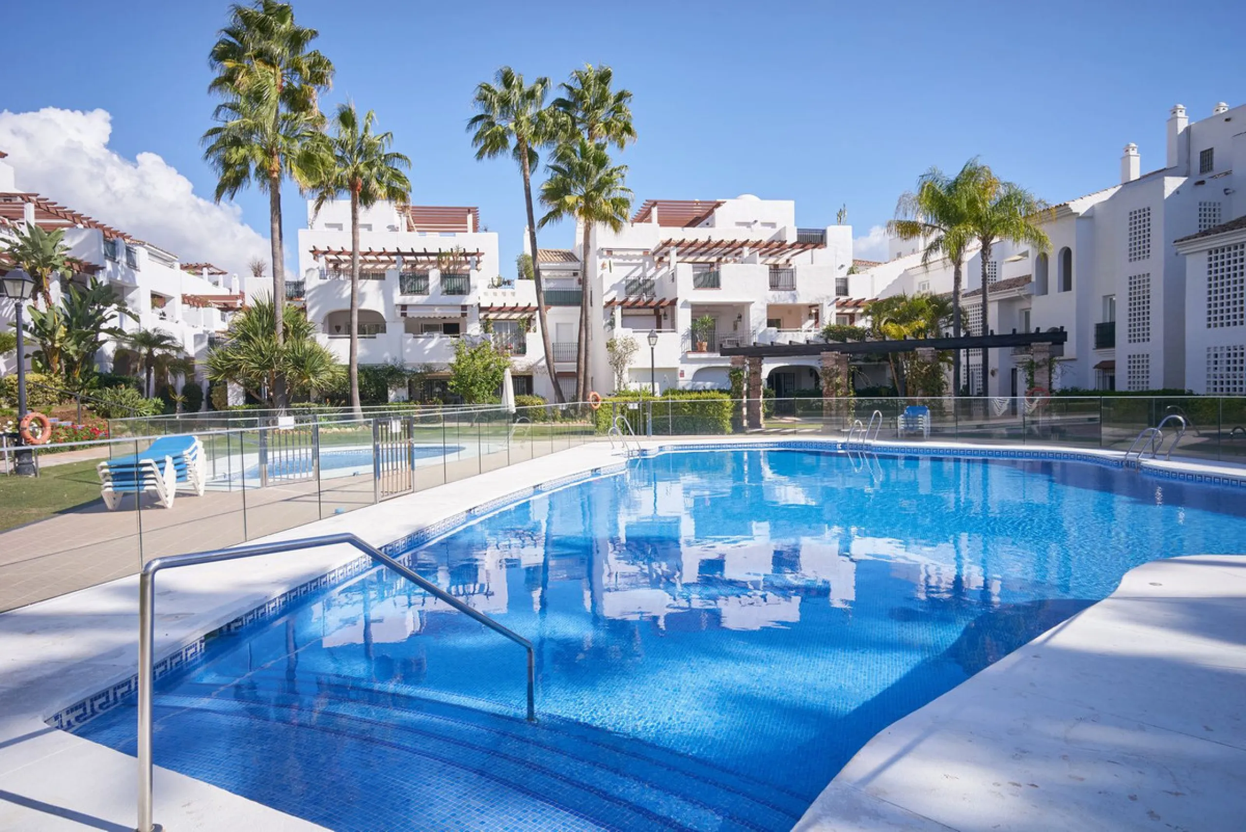 Luxury apartment with 3 bedrooms in San Pedro de Alcántara