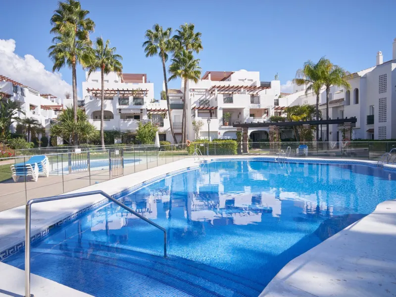 Luxury apartment with 3 bedrooms in San Pedro de Alcántara