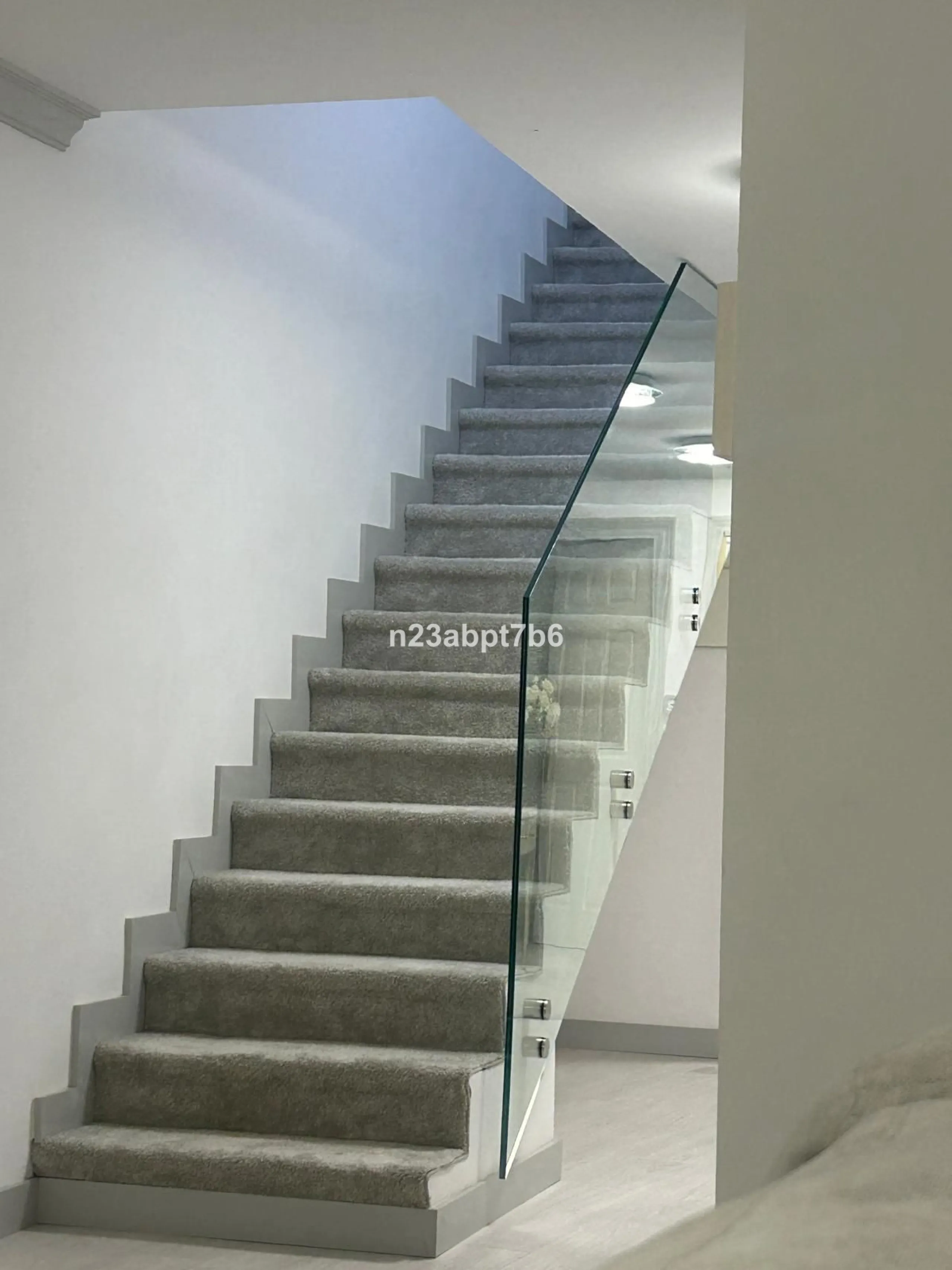 Apartment - Penthouse Duplex в продаже в El Paraiso, Málaga. В доме 3 спален и 3 ванных комнат. Площадь дома 235 м²