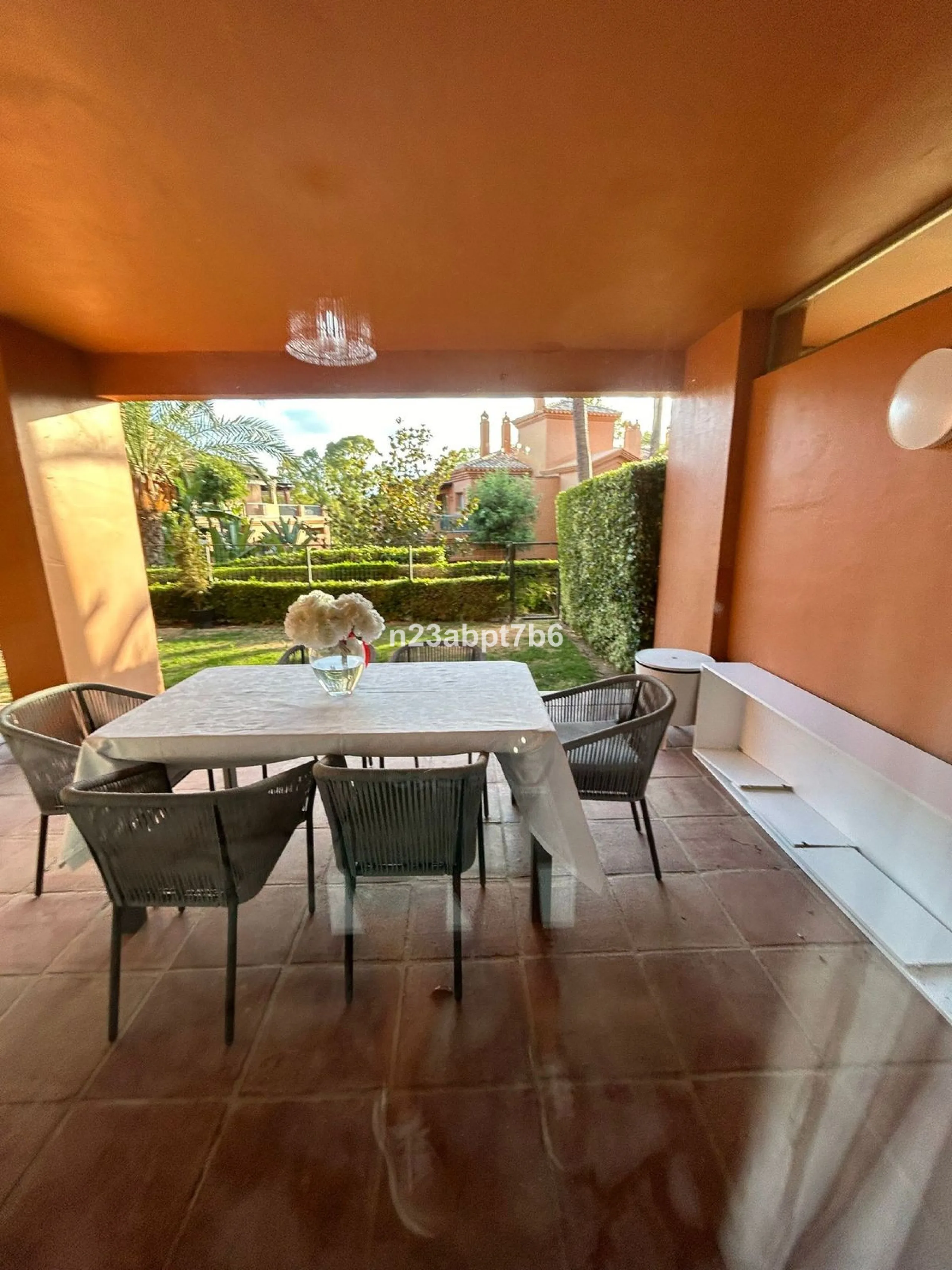Fantastic Ground floor apartment that boast a spacious living and dining room that leads to a sunny south-west terrace and garden.